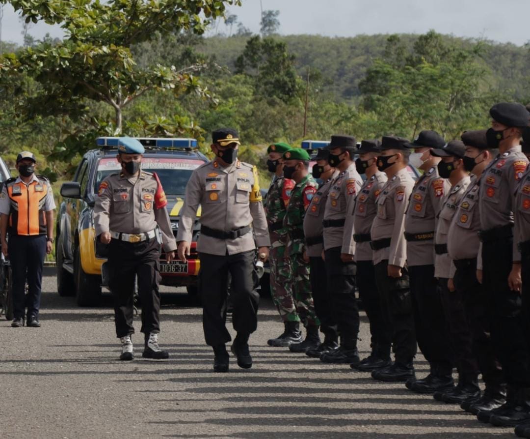 Kapolres Gumas Pimpin Apel Gelar Pasukan Operasi Keselamatan Telabang 2022 Divisi Humas Polri 6693