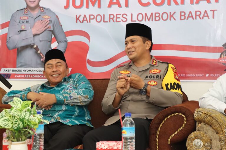 Jumat Curhat Kapolres Lombok Barat di Ponpes Asshohwah Al Islamiyah