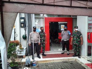 Patroli Gabungan TNI-Polri, Tingkatkan Pengamanan Kawasan Perbankan