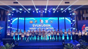 Kapolres Siak AKBP Asep Sujarwadi Terima Dua Penghargaan Dari Kapolda Riau Pada Syukuran Hari Lalu Lintas Bhayangkara ke – 68