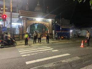 Antisipasi Kejadian 3C, Polres Sampang Amankan Masjid Al-Jihad Banyuanyar