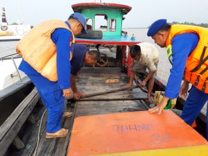 Sat Polairud Polres Tanjung Balai Ingatkan Nelayan Apabila Ada Masalah di Laut Segera Lapor ke Kantor Polisi