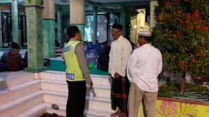 Selama Ramadhan Polsek Kesamben Giatkan Patroli Saat Tarawih
