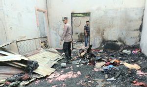 Rumah Permanen Terbakar Jelang Sahur di Paluta, Penghuni Selamat