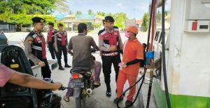 Pastikan Ketersediaan dan Keamanan BBM di Bulan Puasa Patroli Presisi Sat Samapta Polres Aceh Timur Cek ke Sejumlah SPBU