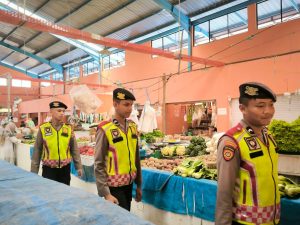 Sat Samapta Polres Aceh Selatan Perkuat Patroli Rutin dan Dialogis di Pusat Perekonomian Selama Bulan Ramadhan