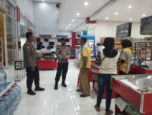 Jaga Harkamtibmas di Bulan Ramadhan, Polsek Bandung Intensifkan Patroli Sambang Pusat Perbelanjaan