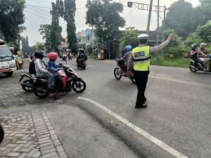 Cegah Laka Lantas, Satlantas Polres Bangkalan Lakukan PAM Pagi di Sejumlah Ruas Jalan Kota