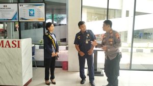 Berikan Rasa Aman, Anggota Polsek Tingkir Tingkatkan Koordinasi Dengan Petugas Terminal Salatiga