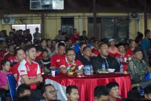 Semarak Nobar Semi final Piala AFC U23 Ratusan Warga Tanah Grogot Padati Lap Indoor Polres Paser