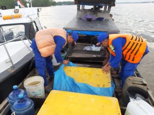 Personel Sat Polairud Polres Tanjung Balai, Ingatkan Nelayan Jaga Kamtibmas dan Cegah Narkoba
