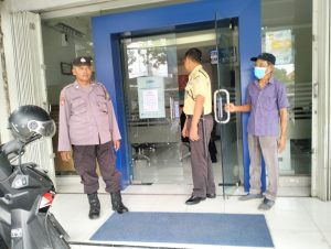 Unit Samapta Titipkan Pesan Keamanan Saat Patroli Perbankan