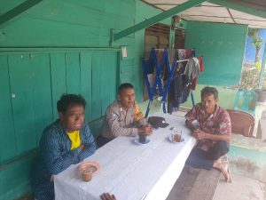 BRIPKA HARJANTO GULTOM Gelar Patroli Dialogis dan Sosialisasi Kamtibmas di Dusun Bahal Gajah Toba