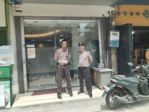 Patroli Beat 1 Polsek Medan Kota melaksanakan patroli di Bank Mayapada Jl. B. Katamso