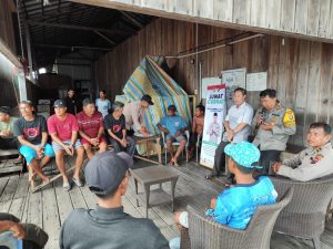 Jumat Curhat Polres Kotabaru; Nelayan Warga Desa Hilir Muara Curhat Masalah Subsidi BBM Solar