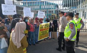 Polsek Mariana Amankan Aksi Unjuk Rasa di PT Wilmar Padi Indonesia