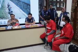 Polisi Polrestabes Samarang lakukan Prank Untuk Menangkap  Pemilik Sabu Dijalan Kuningan Semarang