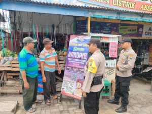 Patroli Harkamtibmas dan Sosialisasi Progran Kandani Polsek Kesamben di Pasar Kesamben