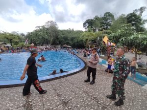 Polsek Candipuro Melaksanakan Patroli dan Pengamanan ke Tempat Wisata Selama Lebaran Idul Fitri 1445 H