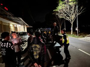 Antisipasi Balap Liar Di Jalan Raya Sawah Lega Polsek Wanaraja Polres Garut Gencar Lakukan Patroli Malam