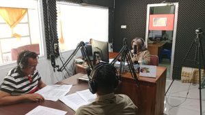 Himbauan Illegal Logging Sat Reskrim Polres Oku Melalui Kegiatan Taks Show Di Radio