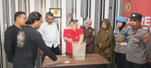 Sat Resnarkoba Musnahkan BB Narkotika Jenis Sabu Dengan Berat 1,58 Gram.