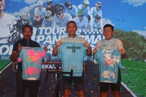 Sambut Hari Bhayangkara Polda Jatim Gelar Balap Sepeda Tour de Panderman