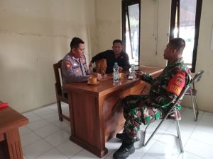 Sinegitas TNI-Polri, Kanit Samapta polsek Jatibarang Laksanakan Sambang Bersama Babinsa
