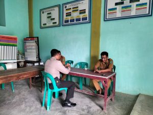 Bhabinkamtibmas Polsek Dolok Melaksanakan Kegiatan Sambang dan Tatap Muka di Desa Padang Matinggi
