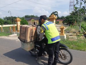 Polsek Lempuing Jaya: Patroli dan Razia untuk Cegah Tindak Pidana 3C