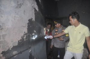 Polisi Periksa TKP Kebakaran Rumah di Perumahan Puri Babakan Baru Purbalingga