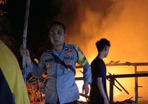 Kebakaran Rumah, Polsek Brati Polres Grobogan Datangi TKP