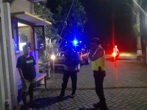 Anggota Polsek Magetan Gencar Lakukan Patroli Blue Light untuk Antisipasi 3C