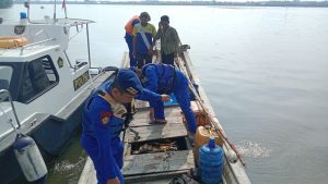 Ciptakan Situasi Kondusif di Perairan, Personel Sat Polairud Polres Tanjung Balai Sambangi Nelayan Secara Humanis