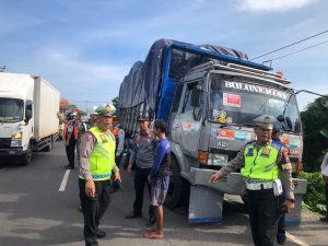 Antisipasi Kemacetan Di Kawasan Wisata Satlantas Denpasar &amp; Gianyar Gelar Personil