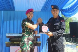 Perkuat Soliditas TNI-Polri, Batalyon A Pelopor Kunjungi YonMarharlan II Padang