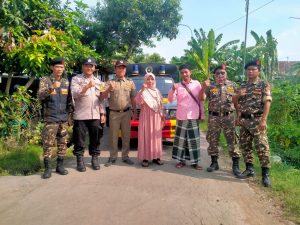 Polri Hadir : Bhabinkamtibmas Desa Tanjung Melaksanakan Pengawalan dan Pengamanan Kegiatan Masyarakat