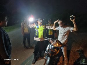 Cegah Gangguan Kamtibmas Malam Libur, Polsek Rantau Alai Melaksanakan KRYD