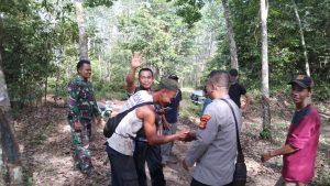 Patroli Dialogis, Bhabinkamtibmas Polsek Muara Kuang Sambangi Petani Warga Masyarakat Desa Binaan di Desa Tanjung Miring