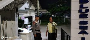 Wujudkan Situasi Aman dan Kondusif, Personel Satpolairud Polres Pekalongan Kota Patroli Dialogis di Pesisir Pantai Utara Kota Pekalongan