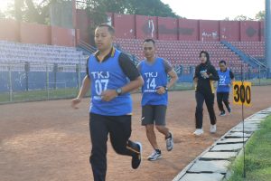 Kapolres Kediri Kota Olahraga Lari Hingga Push Up, TKJ Bersama Anggota