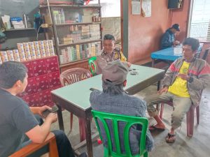Bhabinkamtibmas Polsek Simpang Empat Sosialisasi Pencegahan Narkoba Kepada Masyarakat Desa Binaan