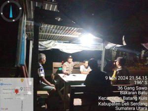 Polsek Batang Kuis Laksanakan Patroli Dan Sambang Pos Kamling, Sampaikan Pesan Kamtibmas
