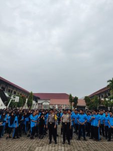 Personel Polsek Sunggal Sosialisasi Bahaya Narkoba, Tawuran, dan Lalu Lintas di SMKN 9 Medan
