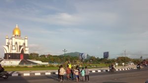 Patroli Sore Satlantas Polres Lombok Barat Ciptakan Kamseltibcarlantas Kondusif, Antisipasi 3C dan Balap Liar