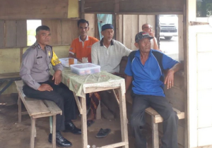 Aiptu Agus Salim Pane Sambangi Warung Kopi di Silandit, Sampaikan Pesan Kamtibmas