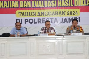 Plt. Karojianbang Lemdiklat Polri Pimpin Pengkajian dan Evaluasi Hasil Diklat Polri T.A. 2024 Di Polresta Jambi.