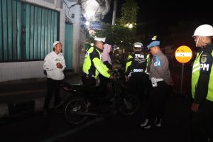 Cegah Gangguan Kamtibmas, Petugas Gabungan Polri dan TNI di Sukabumi Gelar KRYD