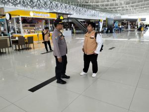 Ipda Gunarto (Pawas) Bersama Tim Piket Penjagaan Polsek Bandara Sepinggan Balikpapan Lakukan Patroli Cipkon Demi HARKAMTIBMAS