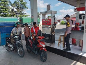 Polsek Ngadiluwih Patroli Sambang Obyek vital di SPBU 